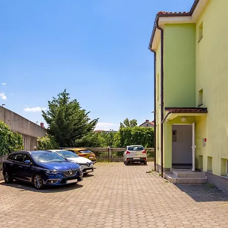 Moon River Apartment Rijeka